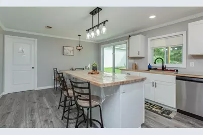 31 Church Street, Tilton, NH 03276 - Photo 7