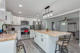 31 Church St, Tilton, NH 03276 - Photo 11