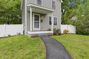 60 Pine St, Rochester, NH 03867 - Photo 3