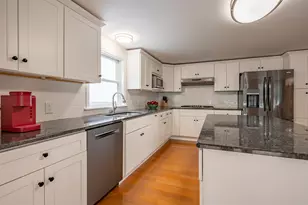 27 Pierce Ln, Hollis, NH 03049 - Photo 11