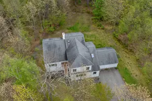 27 Pierce Ln, Hollis, NH 03049 - Photo 1