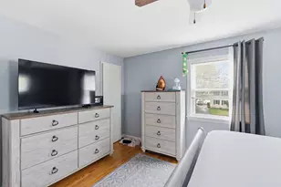 77 Merrow St, Manchester, NH 03104 - Photo 27