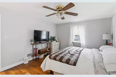 77 Merrow Street, Manchester, NH 03104 - Photo 15