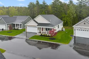 14 Mulberry Ln, Epping, NH 03042 - Photo 5