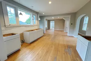 2 Pine St, Windsor, VT 05089 - Photo 13