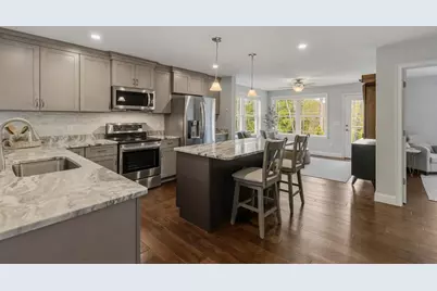 10 Wilson Way, Brentwood, NH 03833 - Photo 17