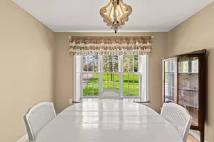5 Spicebush Cir, Litchfield, NH 03052 - Photo 21
