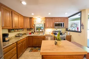 54 Ridgewood Cir, Epsom, NH 03234 - Photo 3