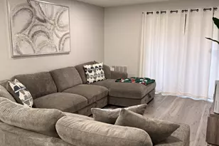 11 Blackstone Dr, Nashua, NH 03063 - Photo 5