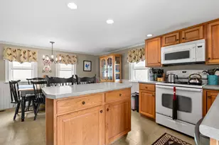 481 Boston Post Rd, Amherst, NH 03031 - Photo 9