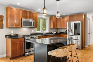 92 Ridgecrest Dr, Greenland, NH 03840 - Photo 13