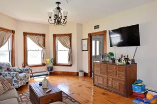 33 Court St, Newport, NH 03773 - Photo 21