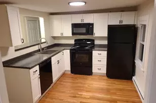 5 1/2 Spring St, Newmarket, NH 03857 - Photo 5