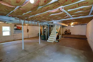 28 Spencer Ave, Claremont, NH 03743 - Photo 25