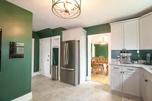 28 Spencer Ave, Claremont, NH 03743 - Photo 9