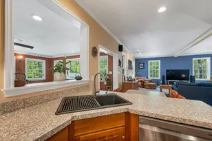 281 New Boston Rd, Bedford, NH 03110 - Photo 17