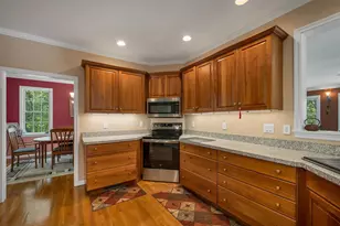 281 New Boston Rd, Bedford, NH 03110 - Photo 15