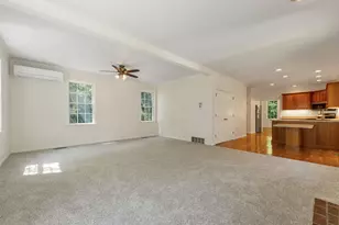 281 New Boston Rd, Bedford, NH 03110 - Photo 17