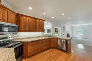 281 New Boston Rd, Bedford, NH 03110 - Photo 11