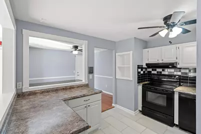 132 English Village Road #304, Manchester, NH 03102 - Photo 13