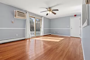 132 English Village Rd, Manchester, NH 03102 - Photo 5