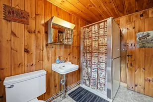 211 Beach Rd, Pittsburg, NH 03592 - Photo 23