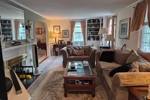 20 Shelburne Rd, Nashua, NH 03063 - Photo 9