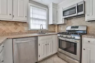 37 Cannongate III Rd, Nashua, NH 03063 - Photo 11