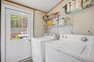 215 Leavitt Rd, Pittsfield, NH 03263 - Photo 19
