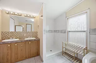 215 Leavitt Rd, Pittsfield, NH 03263 - Photo 25