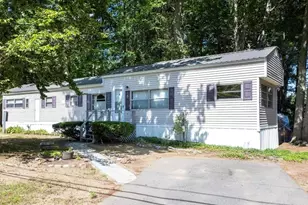 2 Hemlock Haven Dr, Hampton, NH 03842 - Photo 1