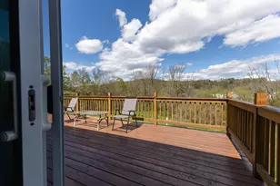 264 Chestnut St, Claremont, NH 03743 - Photo 7