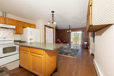 264  Chestnut Street, Claremont, NH 03743 - Photo 9