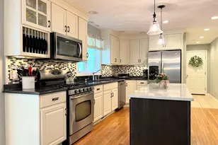 4 Felicia Dr, Newton, NH 03858 - Photo 9