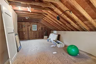 114 Mansfield Rd, Temple, NH 03084 - Photo 29