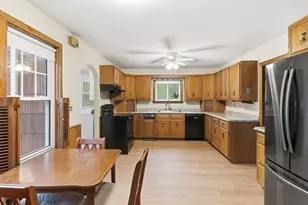 114 Mansfield Rd, Temple, NH 03084 - Photo 9
