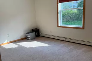 12 Vermont Dr, Hartford, VT 05001 - Photo 17