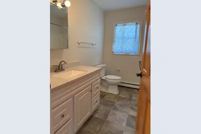 12 Vermont Drive, Hartford, VT 05001 - Photo 7