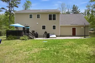 144 Mountain Rd, Goffstown, NH 03045 - Photo 5