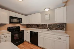 125 Indian Rock Rd, Merrimack, NH 03054 - Photo 5