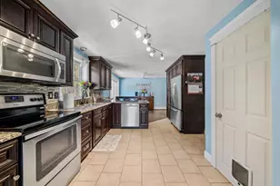 5 Treaty Ct, Sandown, NH 03873 - Photo 15