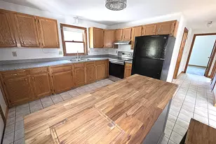 71 Myrtle St, Hillsboro, NH 03244 - Photo 17