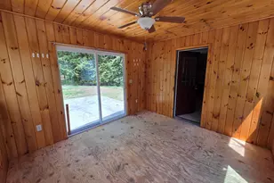 71 Myrtle St, Hillsboro, NH 03244 - Photo 13