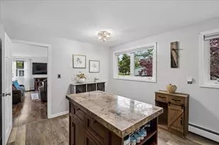 36 Oakwood Cir, Milford, NH 03055 - Photo 7