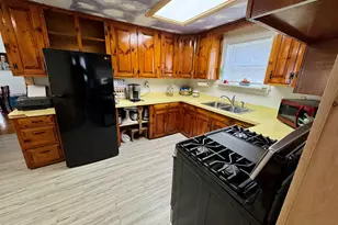 11 Pine St, Haverhill, NH 03785 - Photo 21