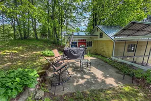160 Elm St, Claremont, NH 03743 - Photo 5