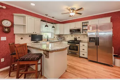 31 Stanstead Place, Nashua, NH 03063 - Photo 5