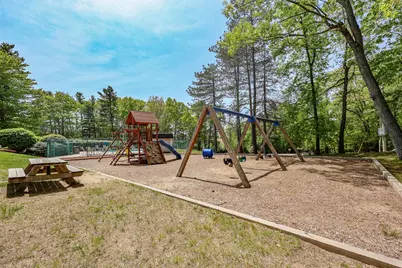 31 Stanstead Place, Nashua, NH 03063 - Photo 39