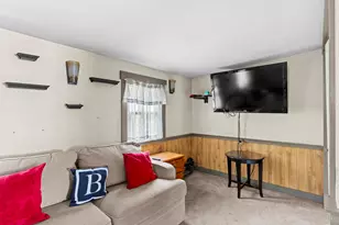 53 Hilton Ave, Exeter, NH 03833 - Photo 3