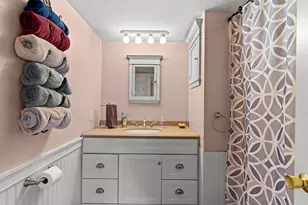 53 Hilton Ave, Exeter, NH 03833 - Photo 9